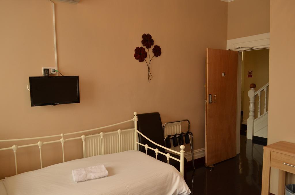 Shirley B & B Борнмът Екстериор снимка