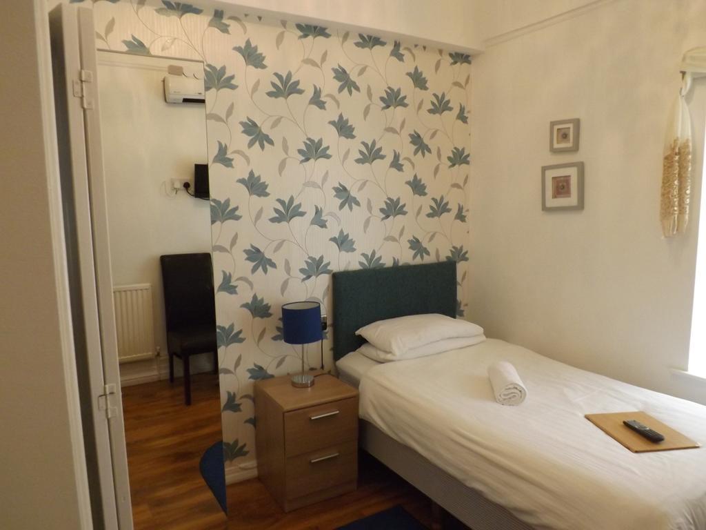 Shirley B & B Борнмът Екстериор снимка