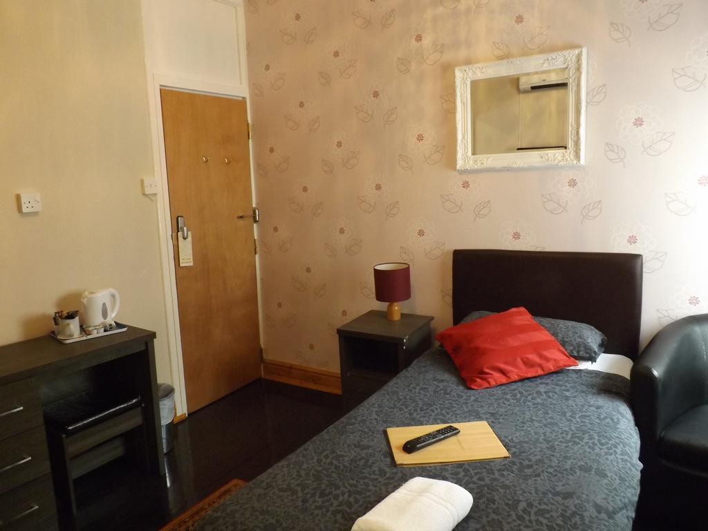 Shirley B & B Борнмът Екстериор снимка