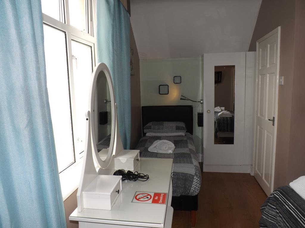 Shirley B & B Борнмът Екстериор снимка