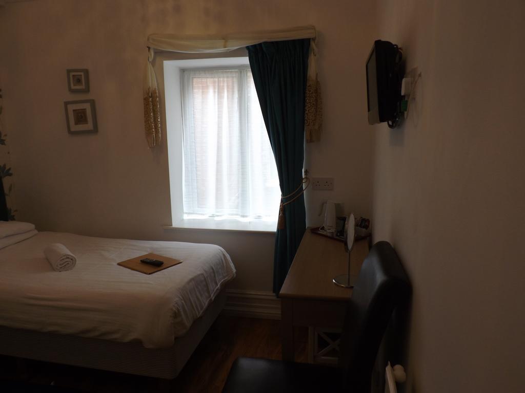 Shirley B & B Борнмът Екстериор снимка