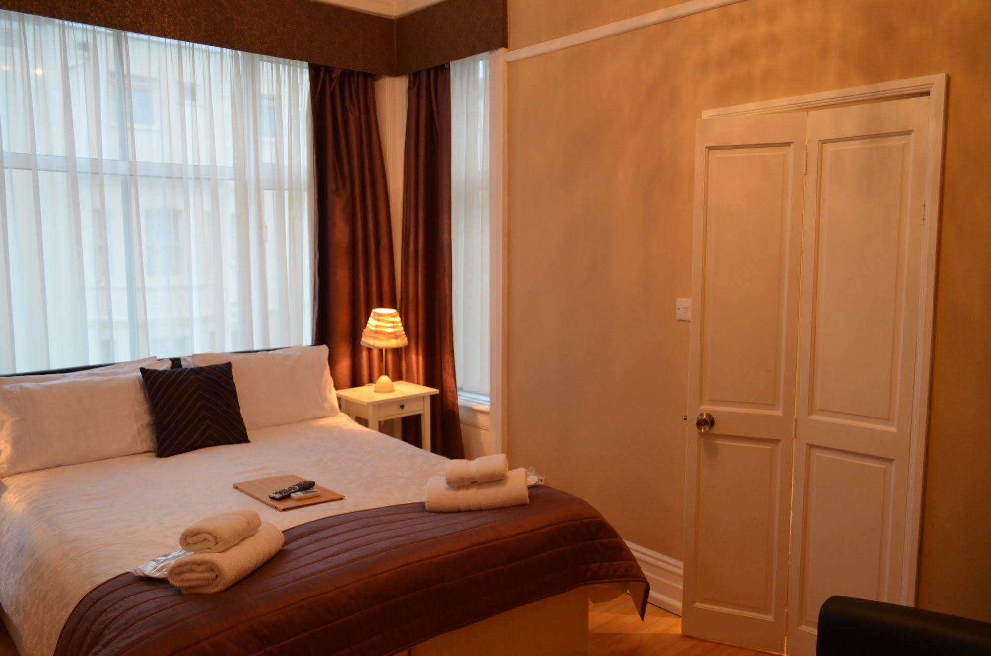 Shirley B & B Борнмът Екстериор снимка