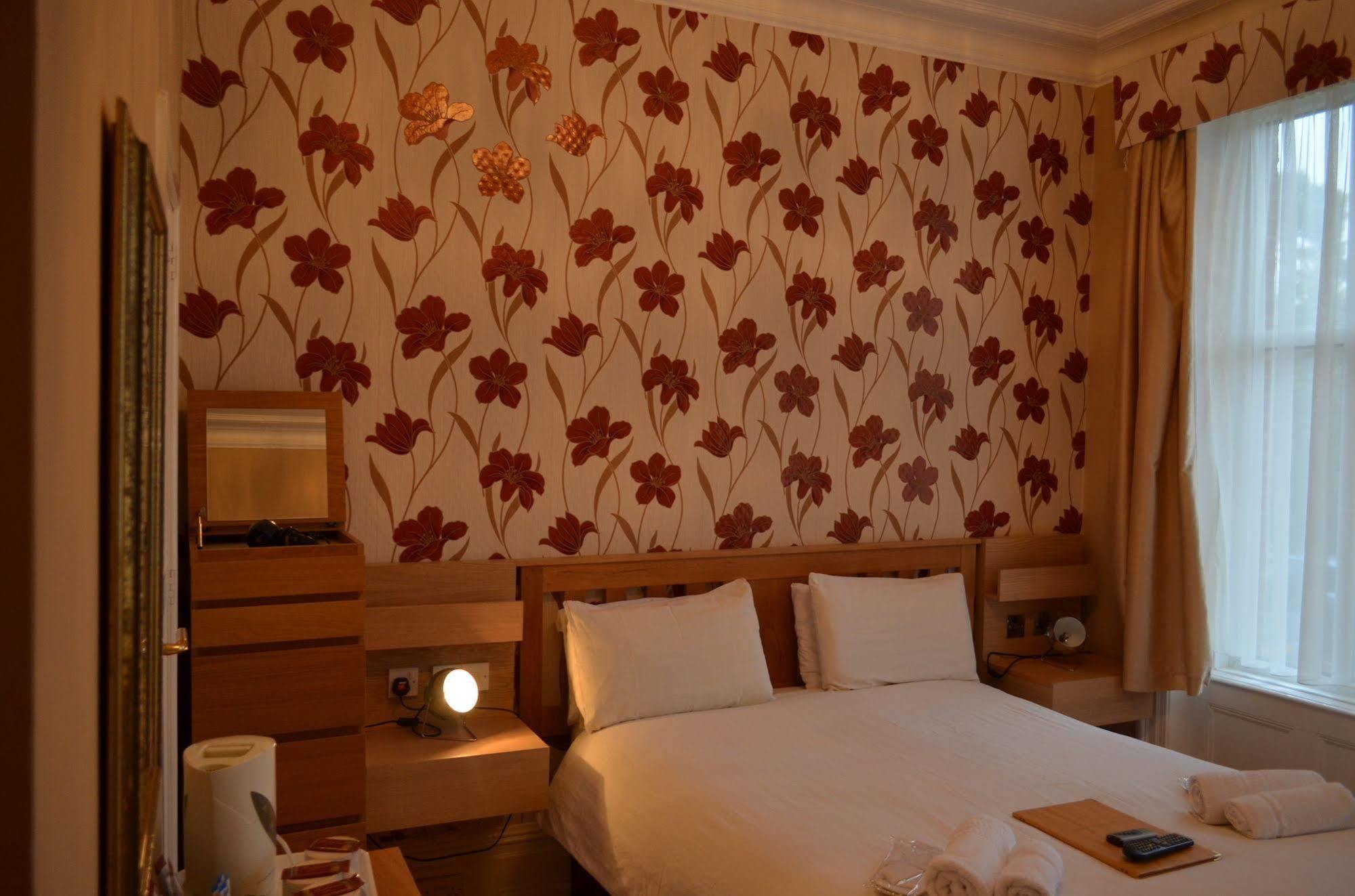 Shirley B & B Борнмът Екстериор снимка